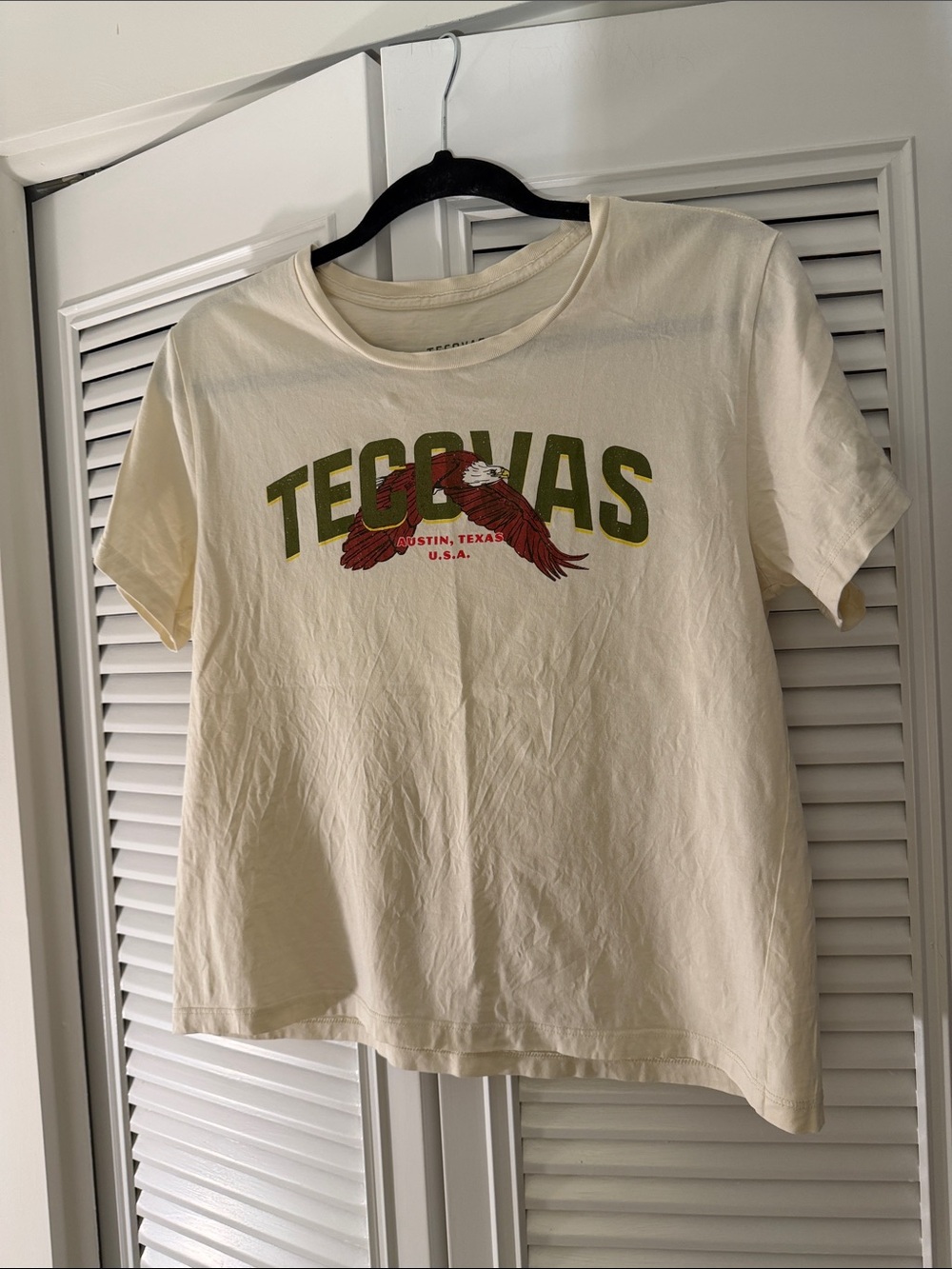 Tecovas Cream Graphic Tee with Olive and Red Accents